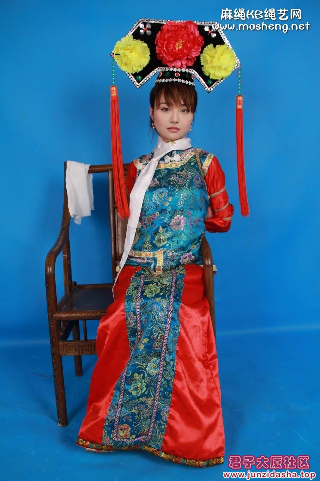 llfzhengshuang.png1707780456987_HD.jpg