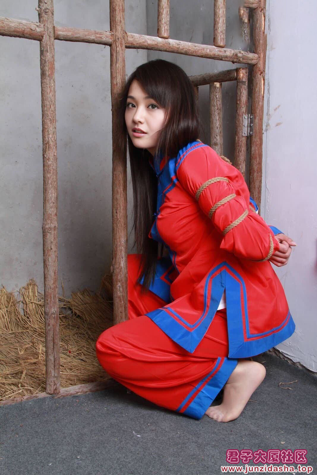 llfzhengshuang.png170801393446_HD.jpg